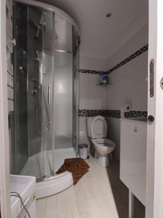 Апартаменты Agreable T2 Au Centre De Luchon Bagneres-de-Luchon Экстерьер фото