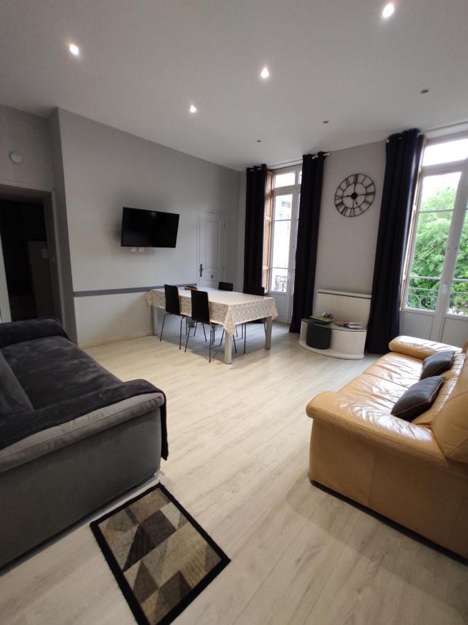 Апартаменты Agreable T2 Au Centre De Luchon Bagneres-de-Luchon Экстерьер фото